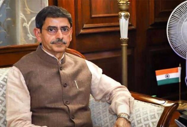 நாளை பெரியார் பல்கலையில் பட்டமளிப்பு விழா! தமிழக ஆளுநர் ஆர்.என்.ரவி. அவசரமாக டெல்லி பயணம்!