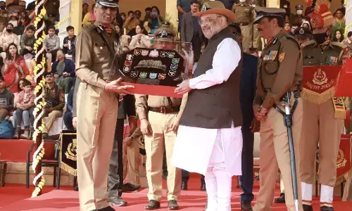 ஒரு நாடு பாதுகாப்பாக இருக்கும் பொழுது  வளர்ச்சி பெறும்!- எல்லை பாதுகாப்பு எழுச்சி தின விழாவில் அமித்ஷா பேச்சு!