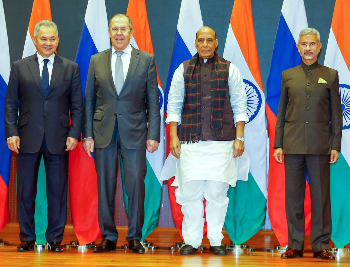 இந்தியா, ரஷ்யா இடையே ராணுவ தளவாடங்களுக்கான ஒப்பந்தங்கள் கையெழுத்து!