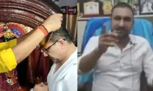 முன்னாள்  வக்போர்டு தலைவர் இந்து மதத்தை தழுவினார்! அவரது தலைக்கு  ருபாய் 50 லட்சம் பரிசு அறிவித்த முன்னாள் காங்கிரஸ் கட்சி நிர்வாகி !