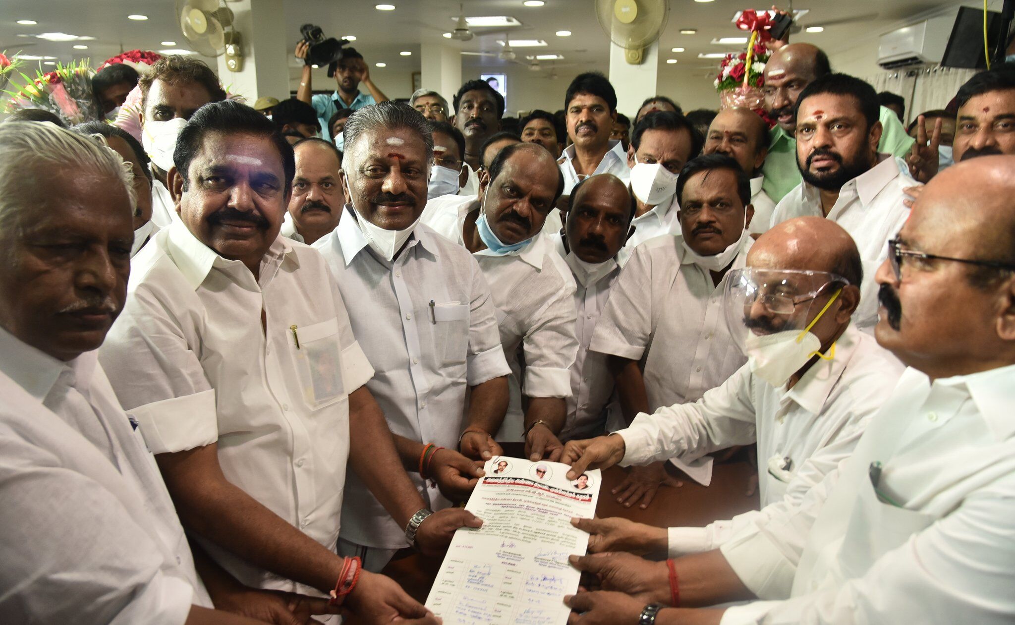 தி.மு.க.வுக்கு எதிராக நடைபெறுவதாக இருந்த ஆர்ப்பாட்டம் ஒத்திவைப்பு! - அ.தி.மு.க. அறிவிப்பு!