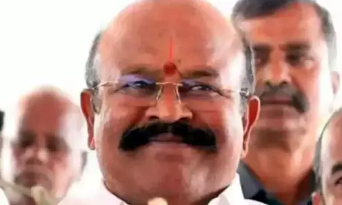 10 அமாவாசை போனால் அ.தி.மு.க. ஆட்சி: பொள்ளாச்சி ஜெயராமன் அதிரடி பேச்சு!