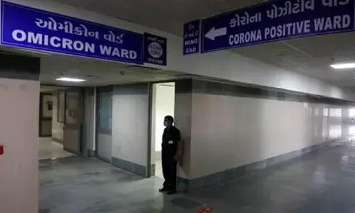 அறிகுறிகள் இல்லாத ஓமிக்ரான் வைரஸ்: NRI மூலமாக அதிகம் பரவுகிறதா ?