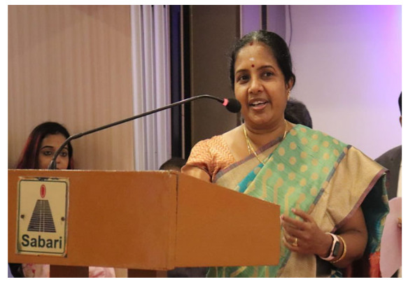 ஆன்மீகத்தை பழித்து பேசும் கட்சியால் கோவில்களை எப்படி பாதுகாக்க முடியும் -  வானதி ஸ்ரீனிவாசன் சுளீர் !