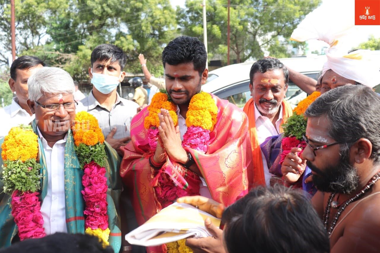 20% கமிஷன் அடிக்குறதுலேயே தி.மு.க குறியா இருக்காங்க - அண்ணாமலை அதிரடி !