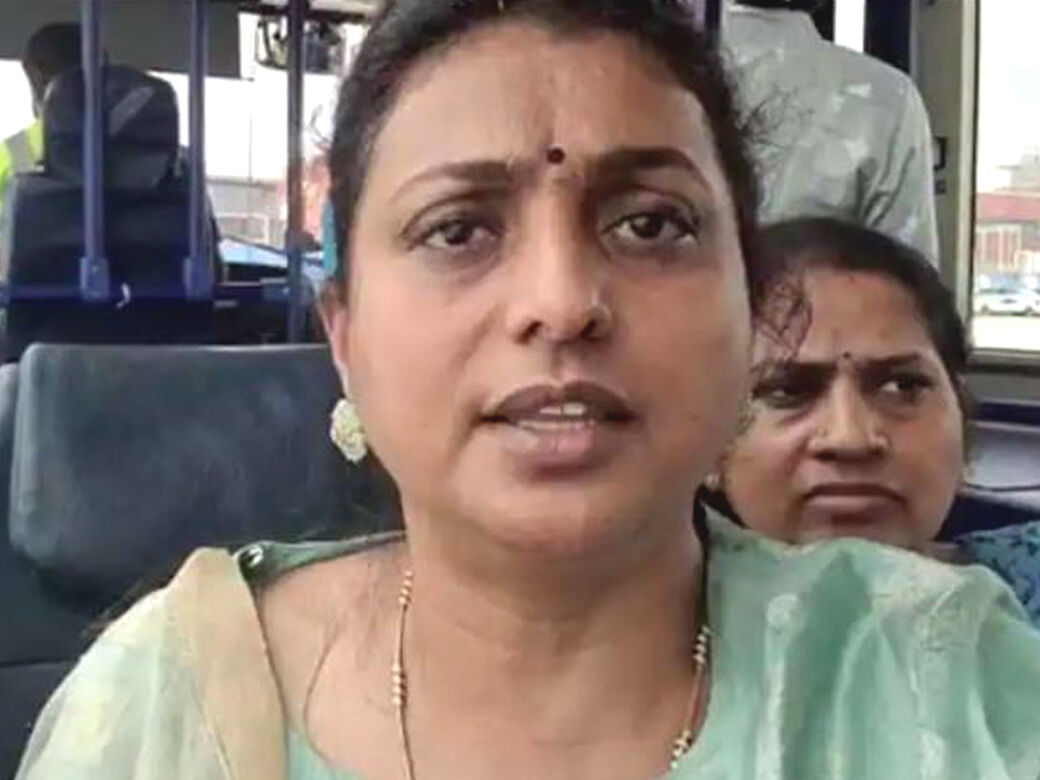 நடிகை ரோஜா சென்ற விமானத்தில் கோளாறு: அவசரமாக பெங்களூரு விமான நிலையத்தில் தரையிறக்கம்!