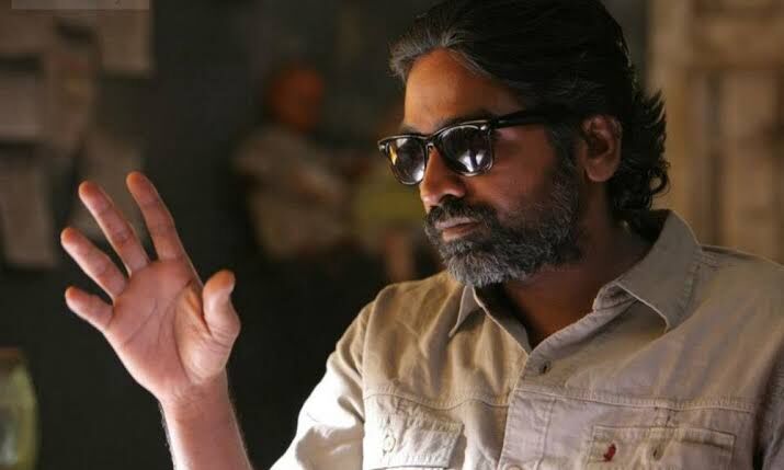 ரசிகரை இழிவுபடுத்திய வழக்கு - விஜய் சேதுபதி நீதிமன்றத்தில் ஆஜராக உத்தரவு