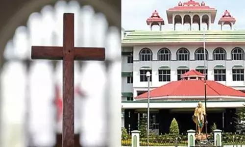 தூத்துக்குடியில் அரசு நிலத்தில் சர்ச்: அரசுக்கு உயர்நீதிமன்றம் நோட்டீஸ்!