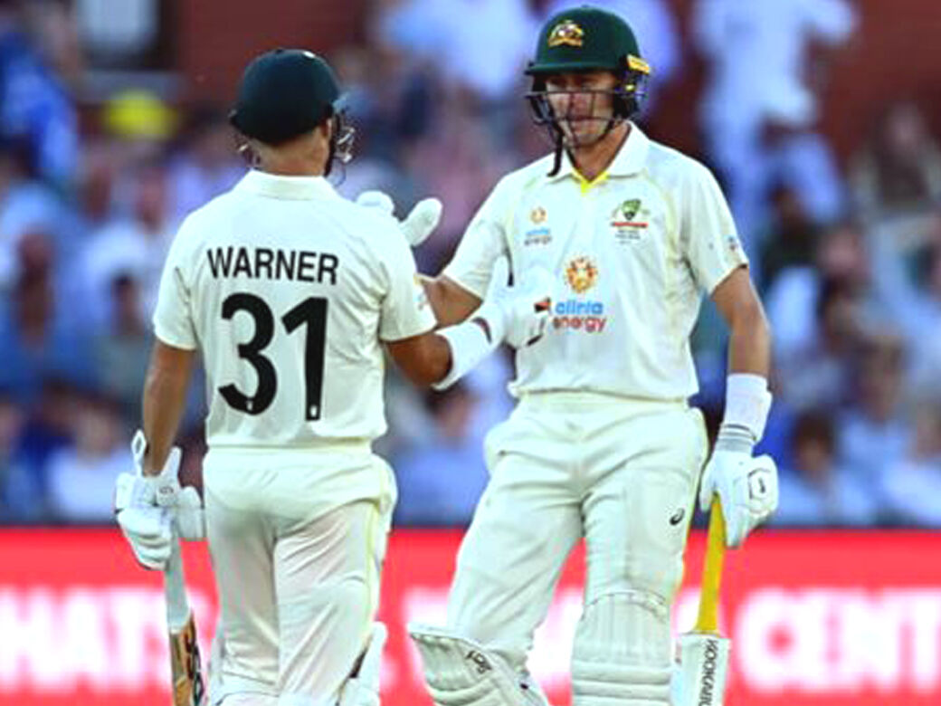 ஆஸ்திரேலியா, இங்கிலாந்து அணிகளுக்கு இடையிலான 2வது டெஸ்ட்: டேவிட் வார்னர், லாபஸ்சேன் அசத்தல்!
