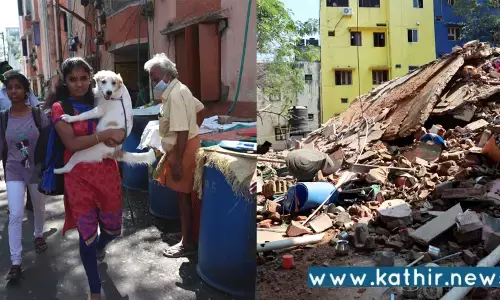 சென்னையில் பயங்கரம்: குடிசை மாற்று வாரிய குடியிருப்பு தரைமட்டம்!