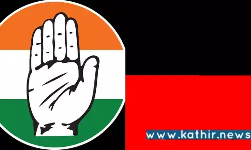 காங்கிரஸ் கட்சிக்கு சீட் ஒதுக்கியதால், வீதிக்கு இறங்கி போராட்டம் நடத்தும் தி.மு.க வார்டு செயலாளர்!