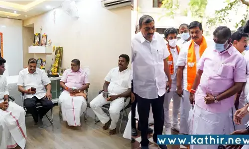 பெட்ரோல் குண்டு வீச்சு: பா.ஜ.க. அலுவலகத்தை பார்வையிட்ட மேலிட பார்வையாளர்!