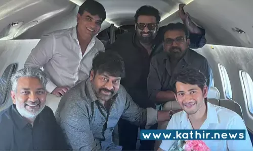 ஆந்திர முதல்வரை சந்திக்க திரண்ட தெலுங்கு திரையுலகத்தினர்!