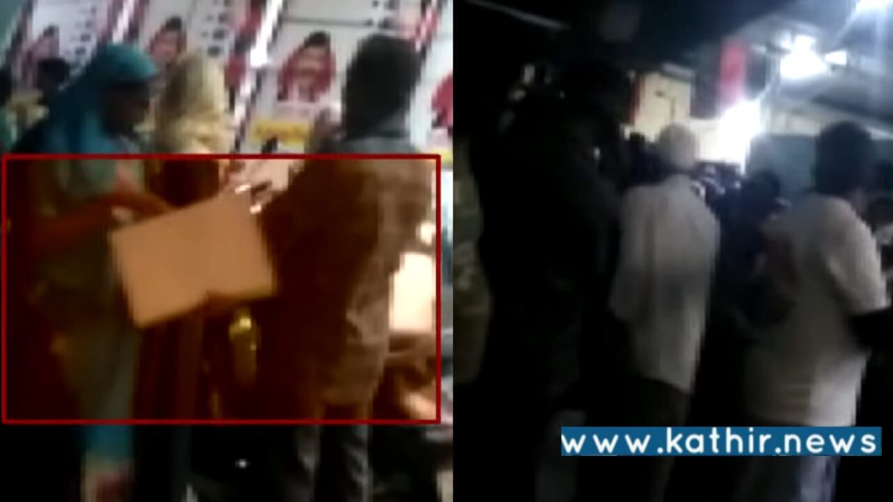 பொதுவெளியில் வாக்காளர்களுக்கு அச்சமின்றி  பணப் பட்டுவாடா செய்யும்  தி.மு.க'வினர்!