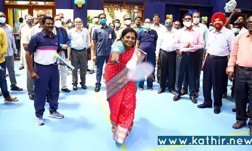 அதிநவீன உள்விளையாட்டு அரங்கை திறந்து வைத்த ஆளுநர் தமிழிசை!