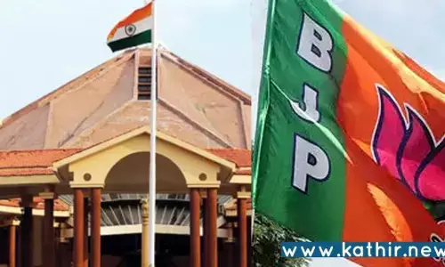 கோவாவில் ஆட்சி அமைக்க ஆளுநரிடம் உரிமை கோரும் பா.ஜ.க.!