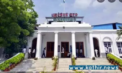 புதுச்சேரி சட்டசபையை முற்றுகையிட முயன்ற பட்டியிலன அமைப்பு!