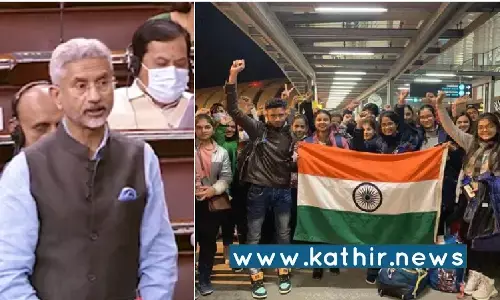 நேரடியாக ரஷ்யா அதிபருக்கே ஃபோன் போட்ட பிரதமர் - உக்ரைனிலிருந்து 18 நாடுகளைச் சேர்ந்தவர்களையும் மீட்ட இந்தியா! நேரடியாக ரஷ்யா அதிபருக்கே ஃபோன் போட்ட பிரதமர் - உக்ரைனிலிருந்து 18 நாடுகளைச் சேர்ந்தவர்களையும் மீட்ட இந்தியா!