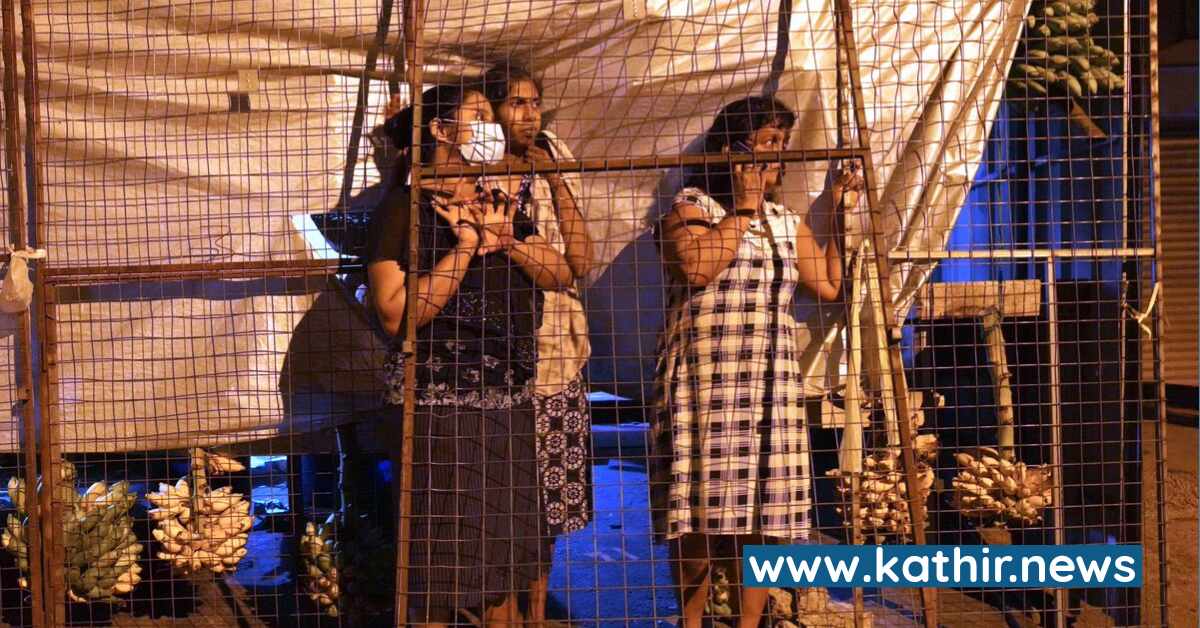 மின்சாரம், எரிபொருள், சமூக வலைதளம் இல்லை - அவசரநிலை பிரகடனத்தில் 'ராவண தேசம்'