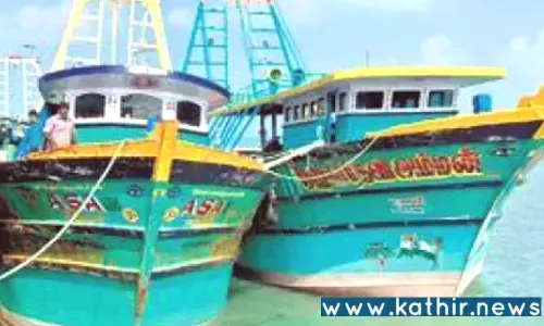 மீன்பிடி தடைக்காலம்: காரைக்காலில் 11,000 மீனவர்கள் கடலுக்கு செல்லவில்லை!