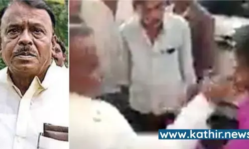 சாலைகளை சீரமைக்க வேண்டும் என கேட்ட இளைஞரை கன்னத்தில் அறைந்த காங்கிரஸ் எம்.எல்.ஏ