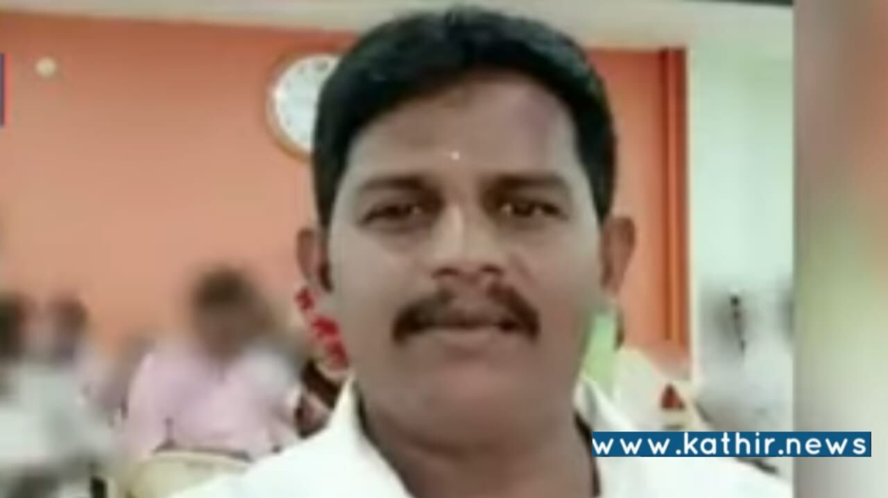 7'ஆம் வகுப்பு மாணவியிடம் தவறாக நடந்துகொண்ட அரசு பள்ளி  தலைமை ஆசிரியர் 'லாரன்ஸ்' !