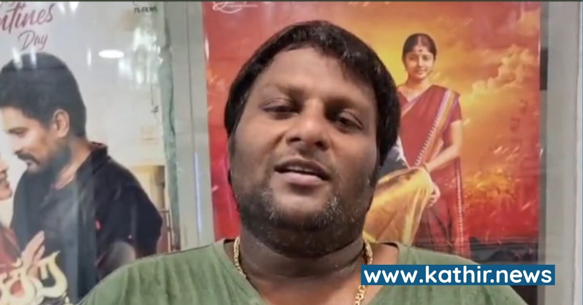 'தமிழின் பெயரைச் சொல்லி ஏழை மக்களை ஏமாற்றுவதை நிறுத்துங்கள்' - இயக்குனர் மோகன்ஜி ஆவேசம்