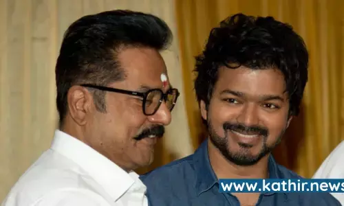 தளபதி 66 ரொம்பவே பவர்ஃபுல் ஸ்கிரிப்ட் - சஸ்பென்ஸ் ஏற்றிய சரத்குமார் தளபதி 66 ரொம்பவே பவர்ஃபுல் ஸ்கிரிப்ட் - சஸ்பென்ஸ் ஏற்றிய சரத்குமார்