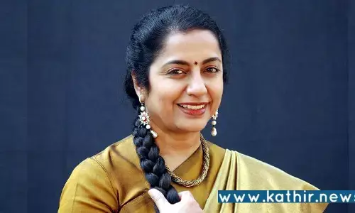 இந்தி நல்ல மொழி, நாம் கற்றுக்கொள்ள வேண்டும் - நடிகை சுஹாசினி!