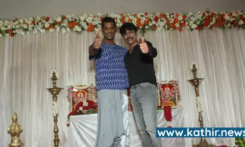 விஷாலுக்கு வில்லனாக மாறிய எஸ்.ஜே.சூர்யா விஷாலுக்கு வில்லனாக மாறிய எஸ்.ஜே.சூர்யா