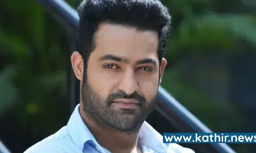 டான்ஸ்னா அது ஜூனியர் என்.டி.ஆர்தான் - புகழ்ந்து தள்ளும் நடன இயக்குனர் டான்ஸ்னா அது ஜூனியர் என்.டி.ஆர்தான் - புகழ்ந்து தள்ளும் நடன இயக்குனர்