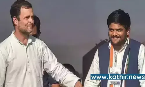 சிக்கன் சாண்ட்விச் சாப்பிடவே காங்கிரஸ் செயல்படுகிறது - மனம் வெறுத்து ஹர்திக் படேல் அனுப்பிய ராஜினாமா சிக்கன் சாண்ட்விச் சாப்பிடவே காங்கிரஸ் செயல்படுகிறது - மனம் வெறுத்து ஹர்திக் படேல் அனுப்பிய ராஜினாமா