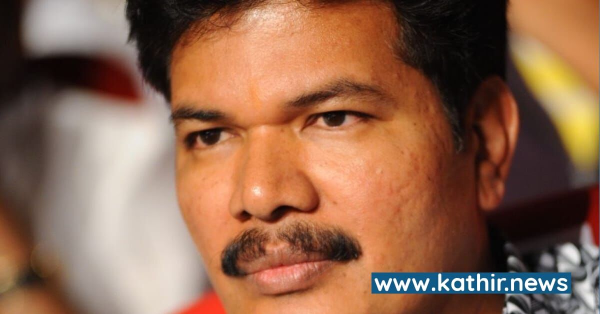 அமலாக்கத்துறை அதிகாரிகளிடம் விசாரணைக்கு ஆஜரான இயக்குனர் ஷங்கர்