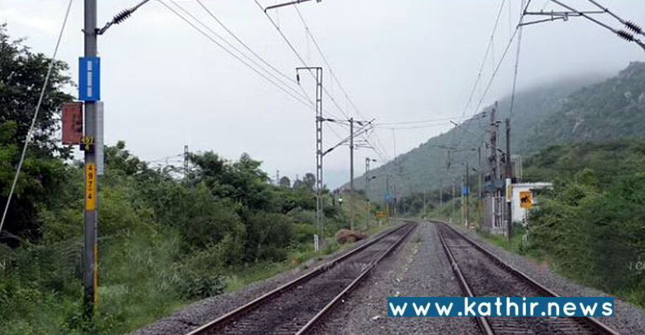 இந்தியாவில் ரயில் பாதைகளை தகர்க்க சதி திட்டம் போடும் ஐ.எஸ்.ஐ - உளவுத்துறை எச்சரிக்கை!