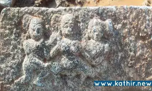 பக்தரின் அருள் வாக்கால் மூடப்பட்ட கோயில் கிணற்றில் 3 கற்சிலைகள் கண்டுபிடிப்பு!