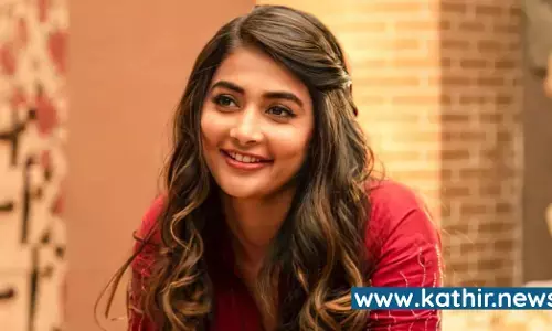 பூஜா ஹெக்டேவுடன் தகாத முறையில் நடந்த விமான பணியாளர் - நடவடிக்கையில் நிறுவனம்