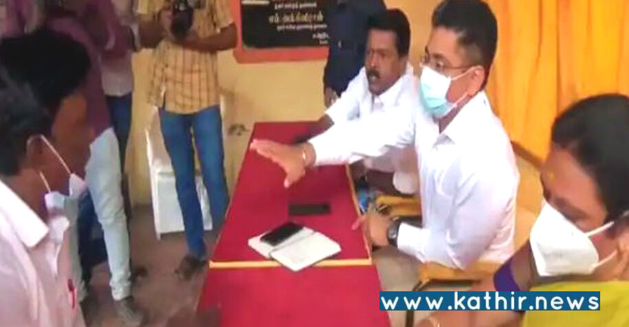 என் மீது வரும் புகாரை யாரும் விசாரிக்க கூடாது: அதிகாரிகளை மிரட்டிய மதுரை துணை மேயர்!