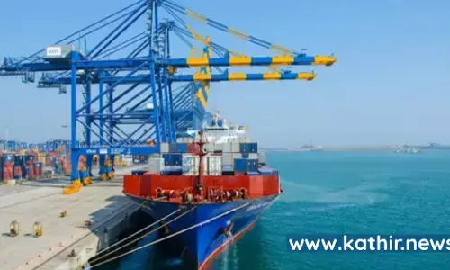 குஜராத் வேட்டையில் சிக்கிய 350 கோடி ரூபாய் மதிப்புள்ள போதைப்பொருள் - பாகிஸ்தான் கைவரிசையா என தீவிர விசாரணை குஜராத் வேட்டையில் சிக்கிய 350 கோடி ரூபாய் மதிப்புள்ள போதைப்பொருள் - பாகிஸ்தான் கைவரிசையா என தீவிர விசாரணை