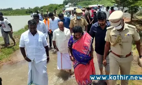 மழை பாதிப்புகளை ஆய்வு செய்த ஆளுநர் தமிழிசை சவுந்தரராஜன்! மழை பாதிப்புகளை ஆய்வு செய்த ஆளுநர் தமிழிசை சவுந்தரராஜன்!