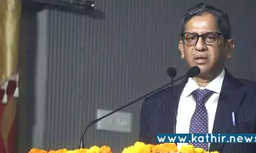 தொலைக்காட்சி என்ற கட்டப்பஞ்சாயத்து நாட்டை பின்னோக்கி நகர்த்துகிறது - உச்சநீதிமன்ற தலைமை நீதிபதி!