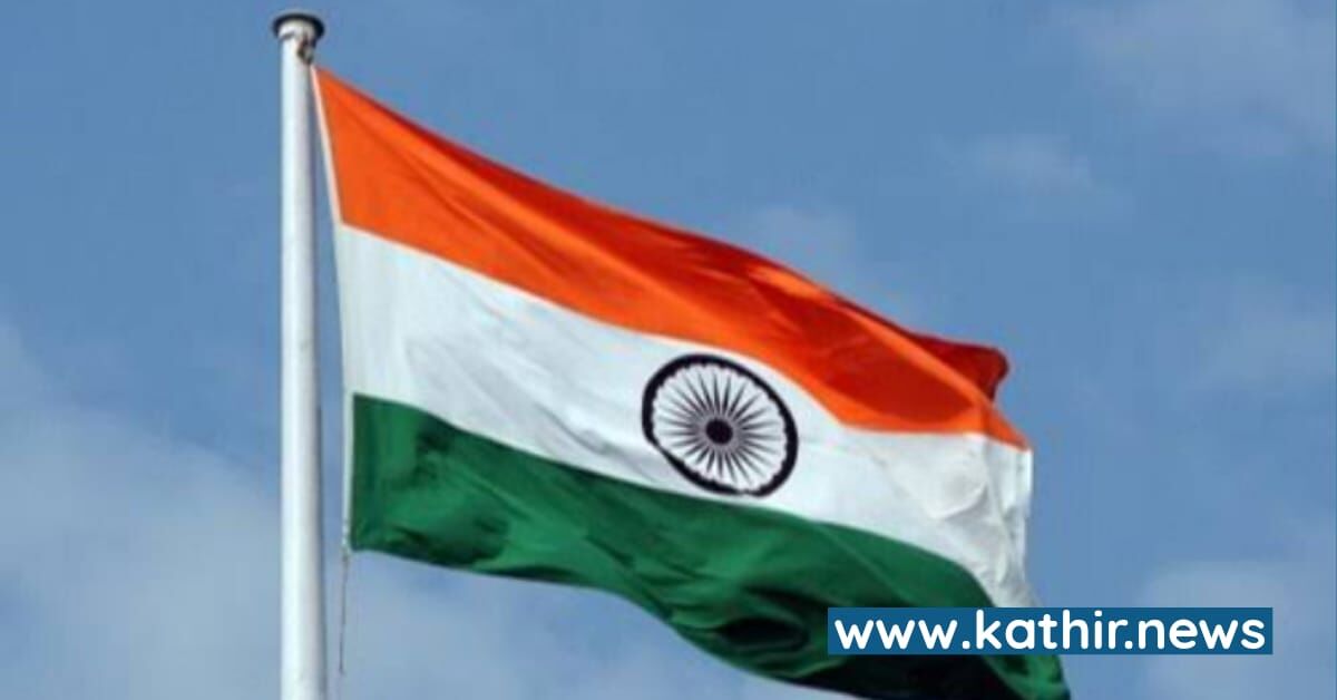 திருவாரூரில் தேசிய கோடி கம்பத்தை சேதப்படுத்திய மர்ம நபர்கள் - காவல்துறை நடவடிக்கை என்ன?