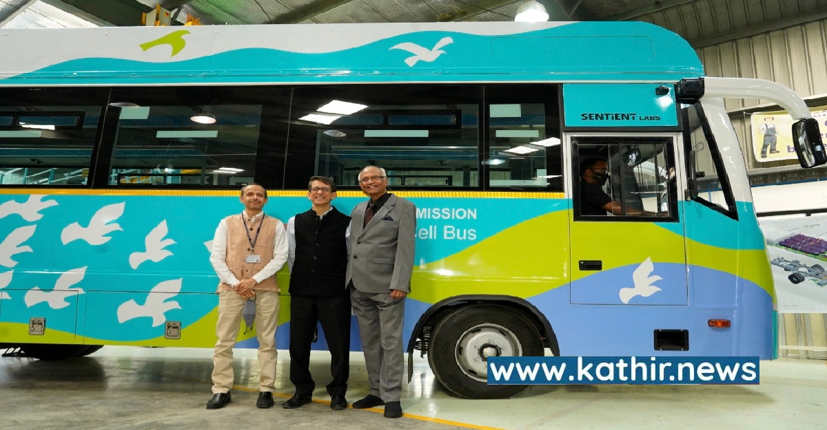 இந்தியாவிலேயே இதுதான் பர்ஸ்ட்! உள்நாட்டிலேயே உருவாக்கப்பட்ட ஹைட்ரஜன் பஸ்: மாஸ் காட்டும் மத்திய அரசு!