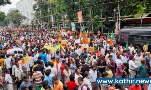 மேற்குவங்கத்தில் பா.ஜ.கவினர் மீது அடக்குமுறை நடவடிக்கை - மம்தா ஊழலை கண்டிக்கும் போராட்டத்தில் கலவரம்