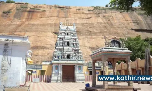 தீராத பாவங்களை தீர்க்கும் அதிசய தீர்த்தம்! மதுரையின் யோக நரசிம்மர் கோவில்