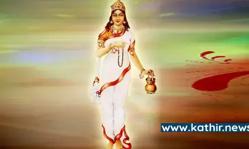 நவராத்திரி 2 - விரும்பிய இலக்கை அருளும் அன்னை பிரம்மச்சாரிணி வழிபாடு!