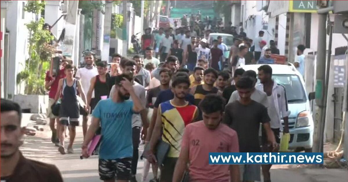 தீவிரவாதத்தை கைவிட்டு உழைக்க தயாரான காஷ்மீர் இளைஞர்கள் - அக்னி பாதை திட்டத்தில் சேர குவிந்தனர்!