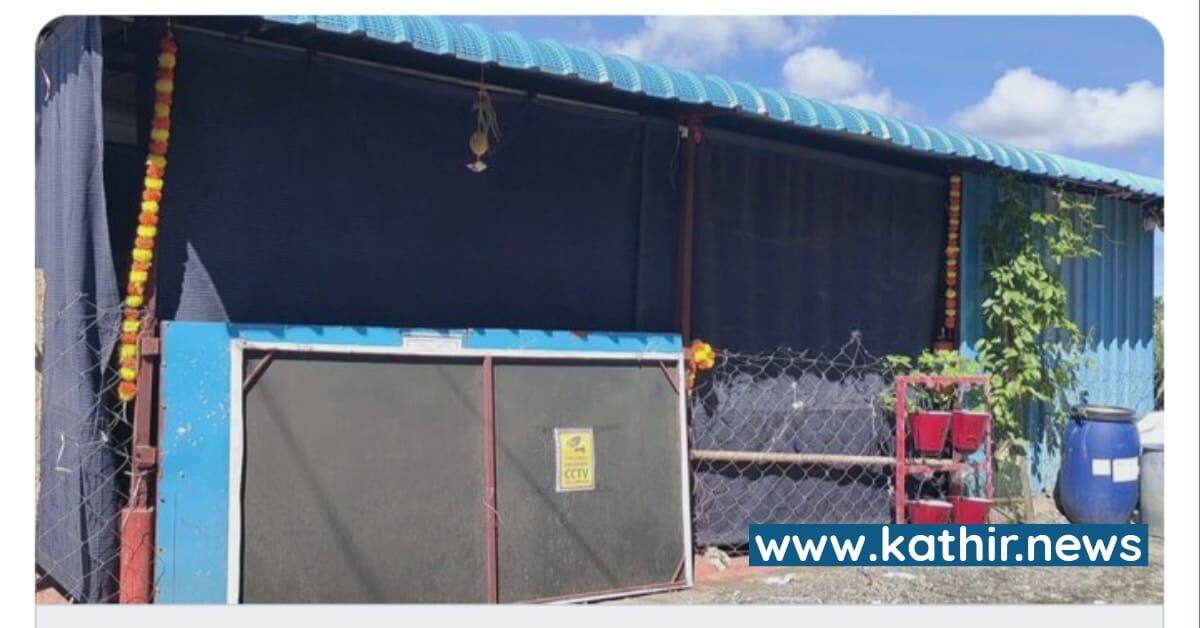 இறந்தவர் பெயரில் பட்டாசு கடை நடத்திய தி.மு.க நிர்வாகி -  அதிரடியாக சீல் வைத்த அதிகாரிகள்