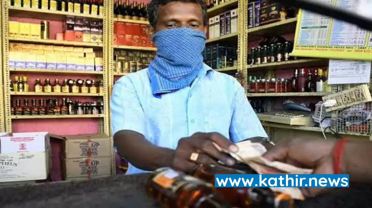 மது விற்பனையில் அசத்தும் முதல்வரின் சொந்த மாவட்டம் - ரூ.10 கோடிக்கும் மேல் டாஸ்மாக் விற்பனையில் தட்டி தூக்கிய திருவாரூர் மாவட்டம் மது விற்பனையில் அசத்தும் முதல்வரின் சொந்த மாவட்டம் - ரூ.10 கோடிக்கும் மேல் டாஸ்மாக் விற்பனையில் தட்டி தூக்கிய திருவாரூர் மாவட்டம்