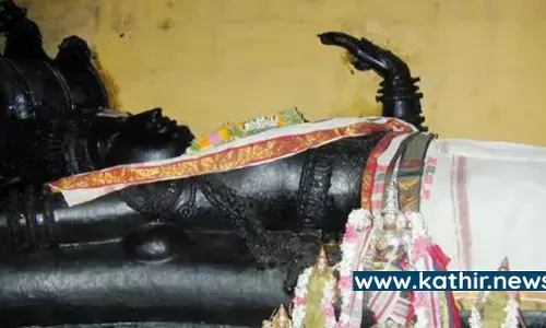 குபேரனின் நிதிகளை பாதுகாக்கும் ஆச்சர்ய பெருமாள். செல்வம் அருளும் திருக்கோளூர்