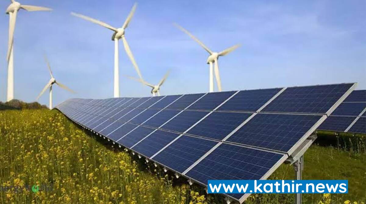 சூரிய மின்சக்தி உற்பத்தியால் இந்தியாவின் எரிபொருள் செலவில் 34,000 கோடி சேமிப்பு - அசத்தும் மோடி அரசு!